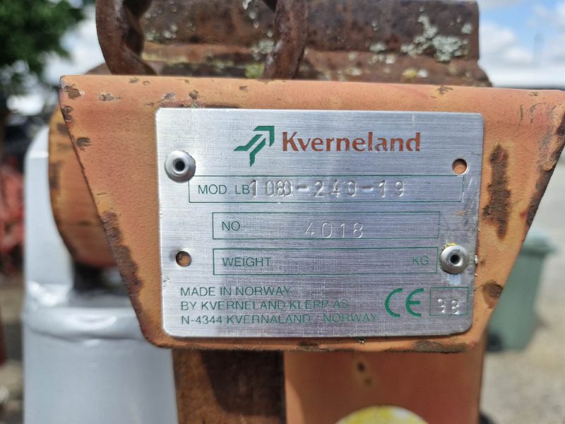 Plug Kverneland LB 100