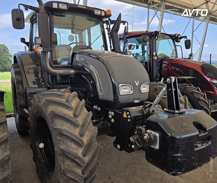 Valtra N142 V